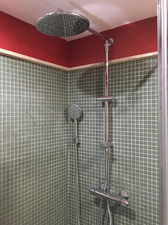 1E Azofaifo St Apartment Севілья Екстер'єр фото
