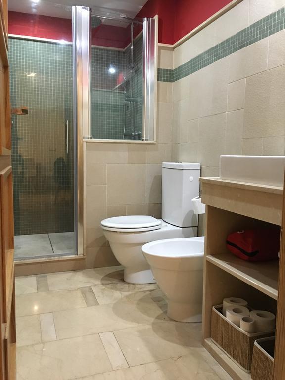 1E Azofaifo St Apartment Севілья Екстер'єр фото