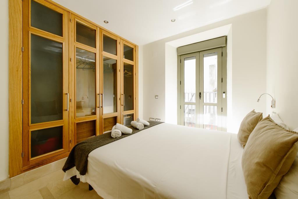 1E Azofaifo St Apartment Севілья Екстер'єр фото