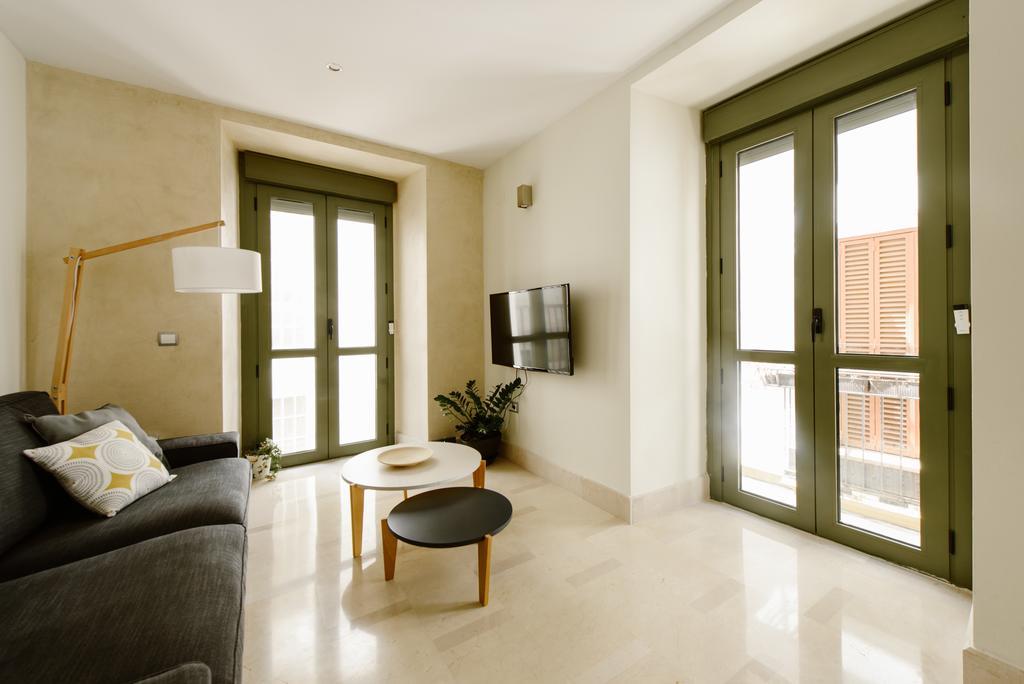 1E Azofaifo St Apartment Севілья Екстер'єр фото