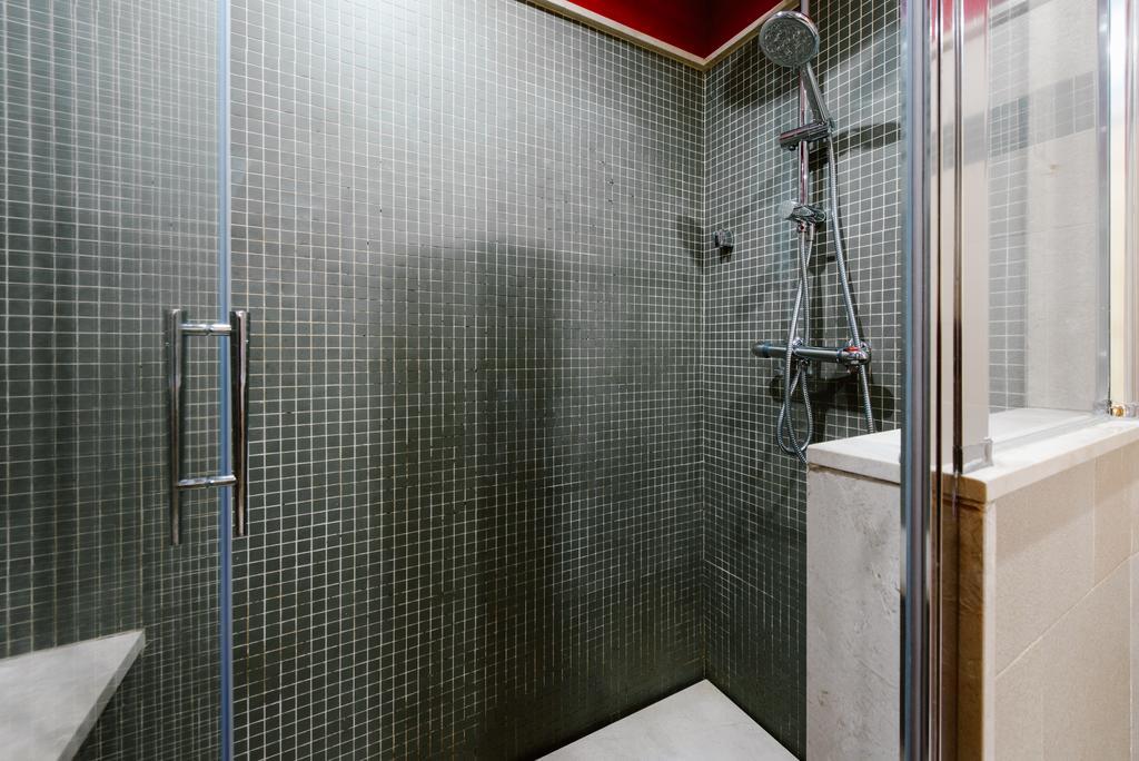 1E Azofaifo St Apartment Севілья Екстер'єр фото